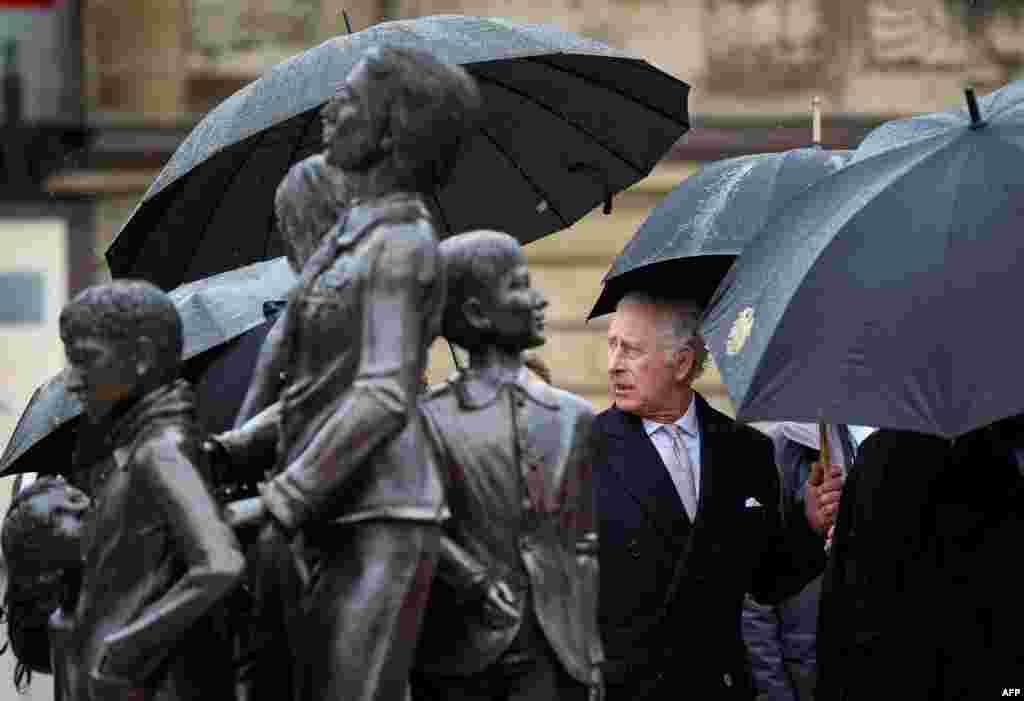 Britain's King Charles III visits the Kindertransport — The Final Parting Memorial at the Dammtor railway station in Hamburg, northern Germany. Britain's Royal Couple is on a three-day tour in Germany for Charles' first state visit as king.