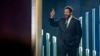 Aktor komedi Adam Sandler di acara penghargaan Mark Twain di Washington, D.C. (dok: AP Photo/Kevin Wolf)