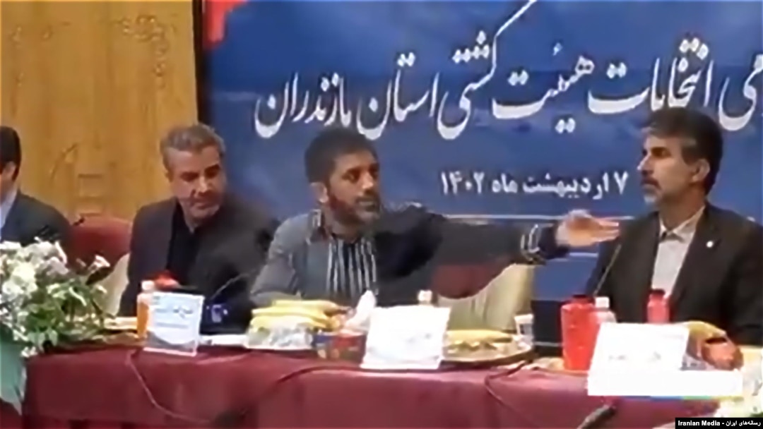 علیرضا دبیر