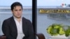 El actor Diego Tinoco durante una entrevista con la Voz de América en Miami, Florida, para presentar la película "Los Caballeros del Zodiaco".