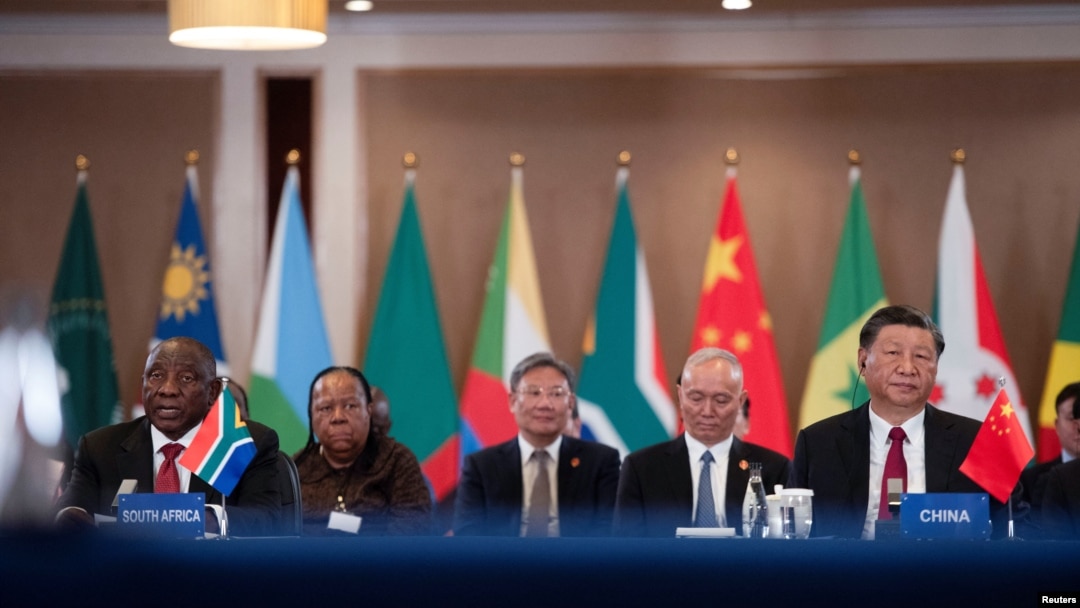 Predsednici Kine Ši Đingping i Južne Afrike Siril Ramafosa prisustvuju okruglom stolu lidera Kine i Afrike poslednjeg dana Samita BRISK-a, u Johanesburgu, Južna Afrika, 24. avgusta 2023.