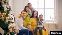 Володимир Лиашченко и неговото семејство не го напуштиле Киев кога почна руската инвазија врз Украина. Решиле да останат и таму да го дочекаат крајот на војната.