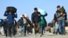 Taliban: Iran Deportasi Hampir 350 Ribu Orang Afghanistan dalam 3 Bulan