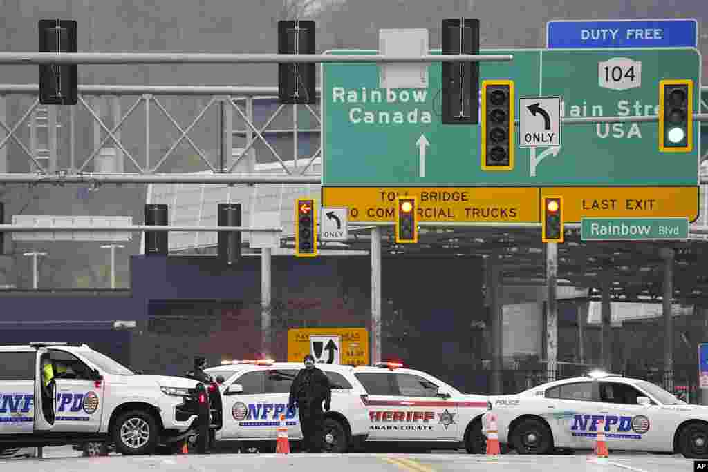 La oficina del FBI en Buffalo dijo en un comunicado que estaba investigando la explosión. 