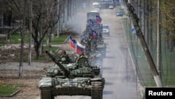 Российская военная колонна в районе Мариуполя. 21 апреля 2022г.