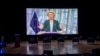 Predsednica Evropske komisije Ursula fon der Lajen govori putem video linka na otvaranju međunarodnog simpozijuma „Ideja Evrope“ u Kaunasu, Litvanija, 25. novembar 2022. (Foto: AP/Mindaugas Kulbis)
