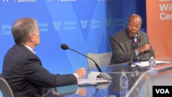 El subsecretario de Estado, Todd. D.Robinson, en conversatorio este lunes en el Woodrow Wilson Center en Washington DC para abordar los avances del Plan de Seguridad y Cooperación entre Estados Unidos y México. [Imagen: captura de pantalla]