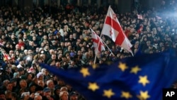Акция протеста оппозиции против нарушений процесса голосования на парламентских выборах в Грузии Тбилияи, 4 ноября 2024.