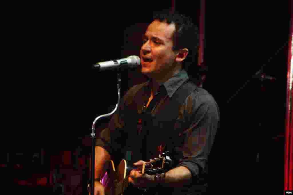 Fonseca de gira en EE.UU.
