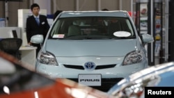 La compañía Toyota llegó a un acuerdo millonario fuera de corte que resuelve las demandas por fallas en la aceleración de algunos de sus vehículos.
