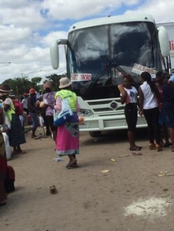 Okwenzakala eRenkini kulungiselelwa ikhefu leKhisimusi.
