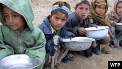 Semakin banyak orang Asia mengalami kekurangan makanan akibatnya melonjaknya  kerawanan pangan menyusul kenaikan harga dan kondisi kemiskinan yang memburuk, menurut laporan Organisasi Pangan dan Pertanian (FAO). (Foto: WFP)