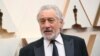 Equipo de campaña de Biden envía a aliados y al actor Robert De Niro al juicio de NY contra Trump