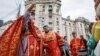 Cristianos ortodoxos celebran la Pascua en Kiev, Ucrania, el 5 de mayo de 2024.