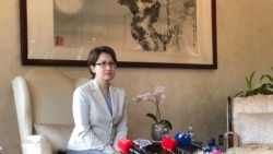 ཐེ་ཝན་སྐུ་ཚབ་ཀྱིས་ཨ་རིའི་རྒྱབ་སྐྱོར་ལ་བསྔགས་བརྗོད།