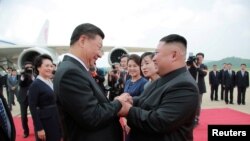시진핑 중국 국가주석이 지난달 21일 평양에서 김정은 북한 국무위원장과 만났다.
