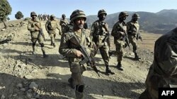 Năm ngoái, quân đội Pakistan thực hiện một cuộc hành quân lớn tiễu trừ phiến quân Taliban tại Thung lũng Swat và tuyên bố đã quét sạch hầu như hoàn toàn các phần tử nổi dậy khỏi khu vực