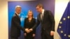 Predsednik Kosova Hašim Tači i srpski predsednik Aleksandar Vučić na jednoj od rundi dijaloga Beograda i Prištine, Foto:VOA