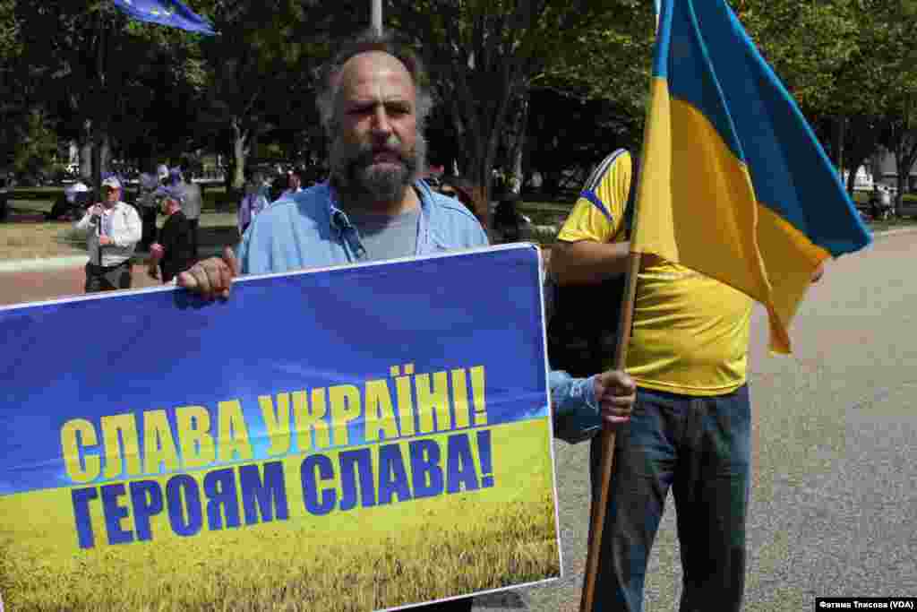Многие приехали в Вашингтон за тысячи километров из различных штатов США