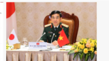 Bộ Trưởng Phan Văn Giang trong một lần gặp người đồng cấp Nhật Bản. (Source: VNA)