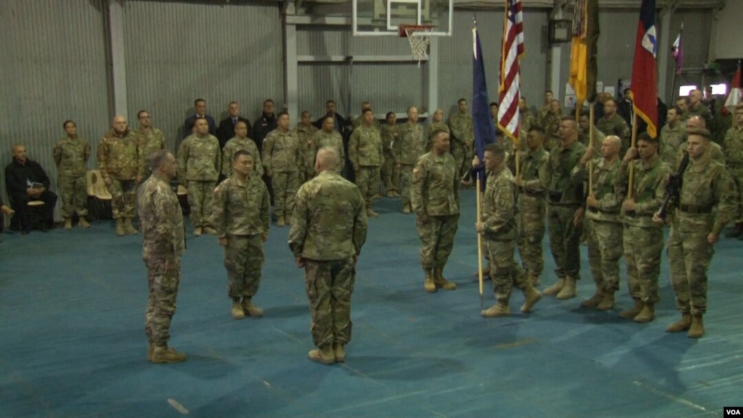 Detalj sa ceremonije primopredaje dužnosti u američkoj vojnoj bazi Bondstil na Kosovu, 17. novembar 2018.