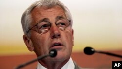 U.S. Defense Secretary Chuck Hagel delivers his keynote address on "The US Approach to Regional Security" at the International Institute for Strategic Studies Shangri-la Dialogue, or IISS Asia Security Summit, June 1, 2013 in Singapore. 