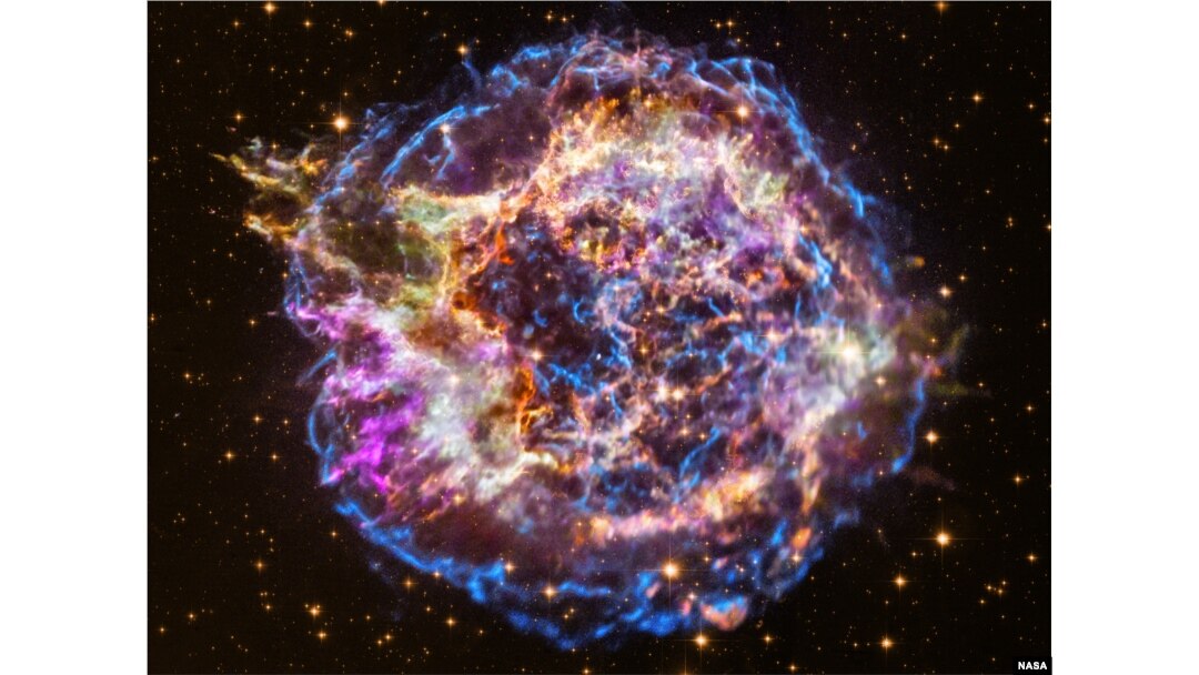 NASA’s Chandra X-ray Observatory has captured many spectacular images of cosmic phenomena over its two decades of operations, but perhaps its most iconic is the supernova remnant Cassiopeia A.