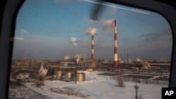 Вид из вертолета на "Уралвагонзавод". г. Нижний Тагил. В 2014 году Министерство финансов США ввело санкции против этого предприятия. 