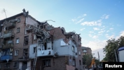 Харьков: после российского воздушного удара (архивное фото)