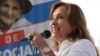 Usar joyas de lujo pone en jaque a presidenta peruana 