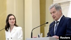 Премьер-министр Финляндии Санна Марин и президент страны Саули Ниинисте (архивное фото) 