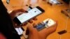 'iPhone vs Android' สมาร์ทโฟนไหนดีกว่าสำหรับฟังก์ชั่นควบคุมการใช้อินเทอร์เน็ตของลูกๆ?
