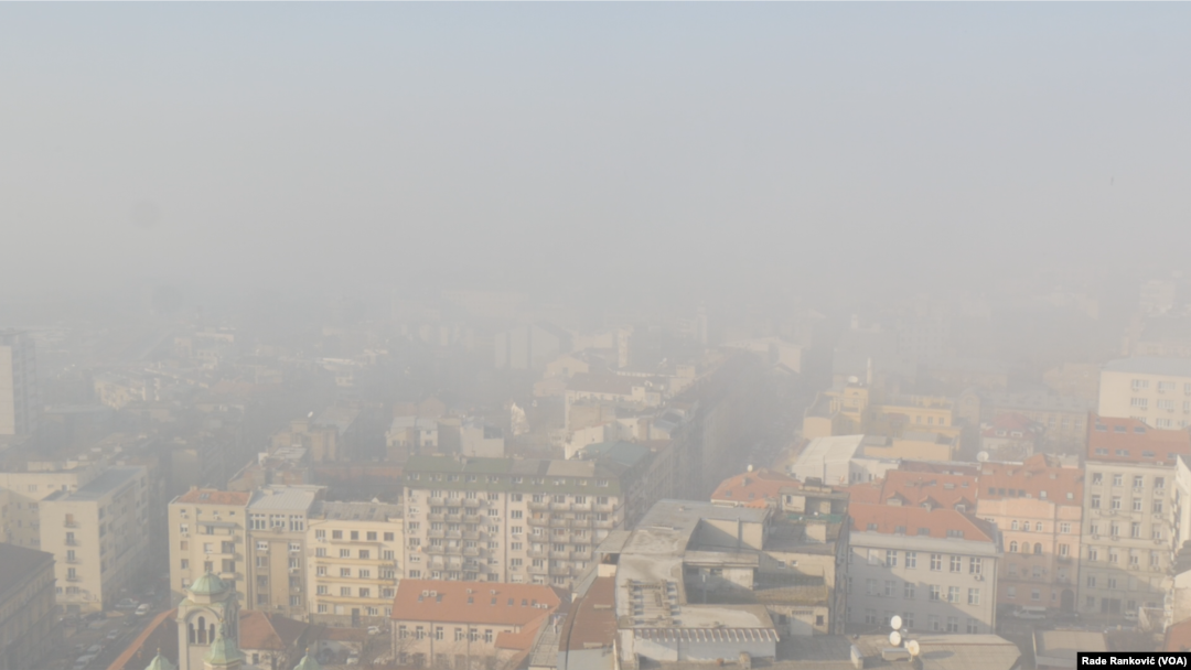 Vazduh je u Srbiji jako zagađen već više od 10 godina, Foto: VOA