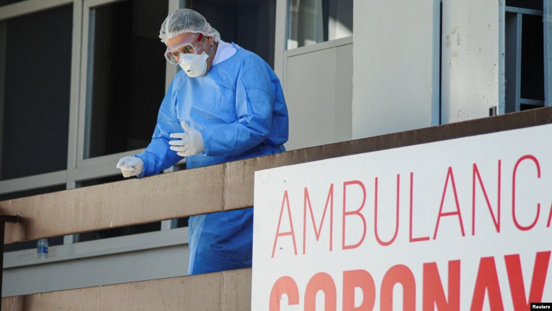 Ambulanta za obolele od koronavirusa u Prištini. (Foto: Rojters/Laura Hasani)