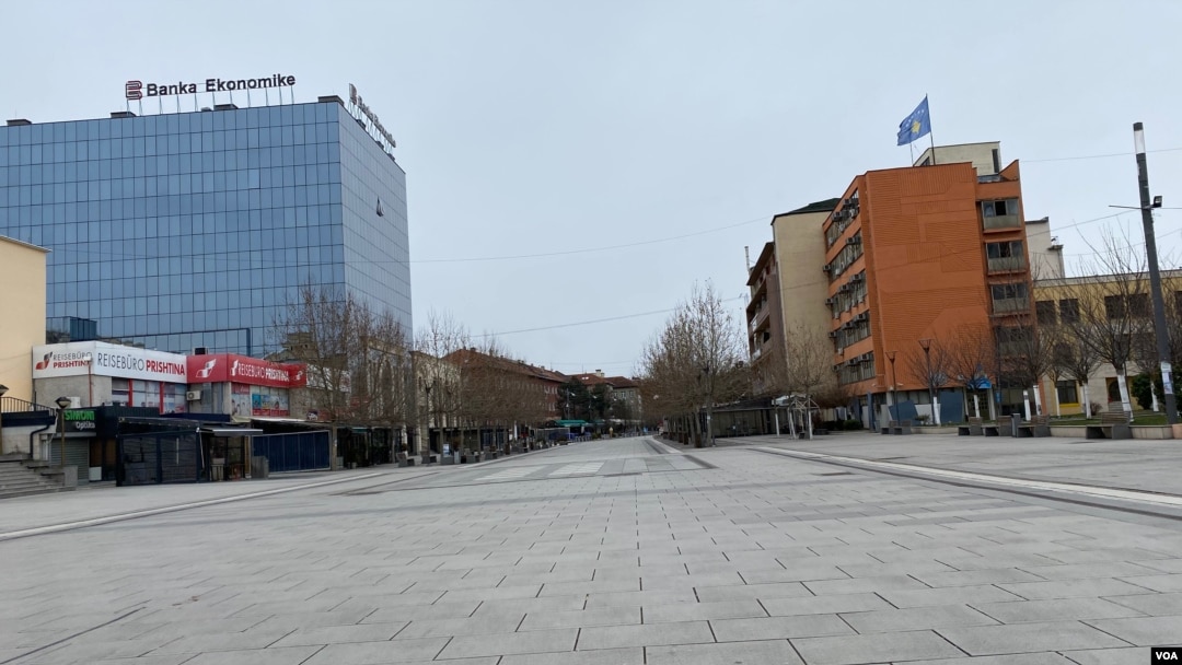 Prazne ulice Prištine početkom ove nedelje (Foto: VOA)