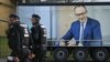 Предвыборный плакат с изображением лидера ХДС Фридриха Мерца. Февраль 2025 г. 