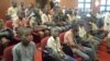 ན་ཇཱི་རི་ཡའི་སློབ་ཕྲུག་༣༠༠་ལྷག་བཙན་ཁྲིད་བྱས་པ་རྣམས་གློད་གྲོལ།