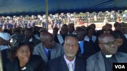 Bavalelisa umuyi uDumiso Dabangwa