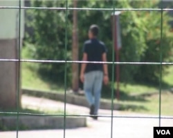 Jedan od migranata u izbjegličkom centru u Salakovcu