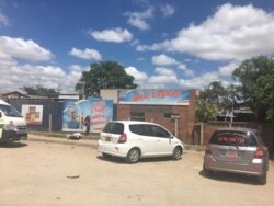Akulabantu abanengi eRenkini Country Bus Terminus koBulawayo abaya emaphandleni ngesikhathi sekhefu leKhisimusi
