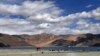 སྤང་གོང་མཚོ་འགྲམ་ནས་རྒྱ་དཀར་ནག་གི་དམག་དཔུང་ཕྱིར་འཐེན།