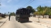 Tropas presentes na vila de Mocímboa da Praia, Cabo Delgado, Moçambique 