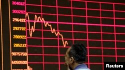 Los mercados de Shanghái y Shenzhen cerraron el martes a un 0,3% del cierre del lunes.
