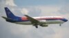 ILUSTRASI - Pesawat Sriwijaya Air Boeing 737-300, model serupa dengan Boeing 737-500 penerbangan SJY182. (Adek BERRY / AFP)