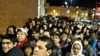 Holiday Shopping Rush Begins in US
