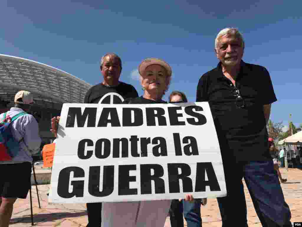Grupo "Madres contra la Guerra" señalan que no están de acuerdo en la designación de un militar para que esté a cargo de las operaciones de recuperación en Puerto Rico.
