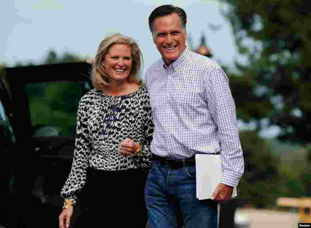 Mitt Romney ve eşi Ann, Tampa'daki kurultayda yapacakları konuşmaya New Hampshire'da hazırlanıyor