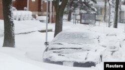Las vías siguen muy afectadas por la temporada invernal. Las autoridades advierten de viajes peligrosos. 