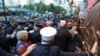 Los familiares de las víctimas del 11 de septiembre y los bomberos rinden homenaje al cumplirse 20 años de los ataques terroristas en Nueva York.