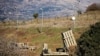 Sistem anti-rudal Iron Dome di dekat daerah perbatasan antara Israel dan Suriah, di Dataran Tinggi Golan yang diduduki Israel, 18 November 2020. (REUTERS/Hamad Almakt)